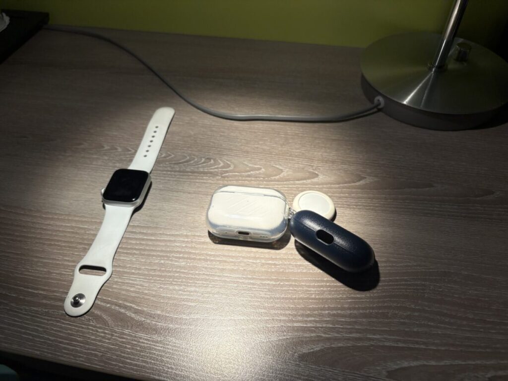 キクタンTOEIC 600の音声学習に使用したワイヤレスイヤホン。3週間でリスニング130点アップを達成