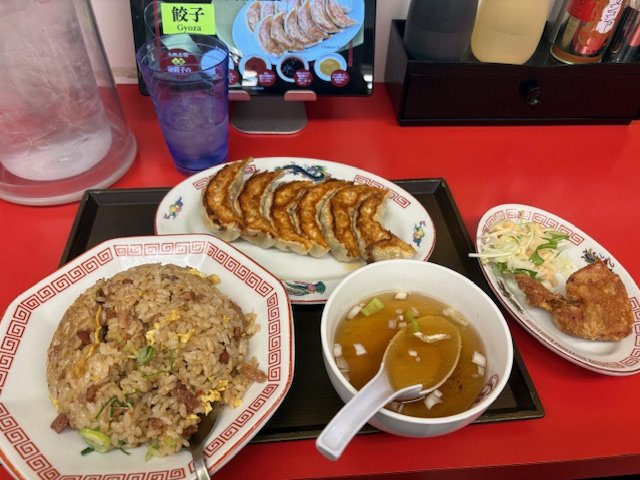 TOEIC2回目の後に食べたチャーハンと餃子