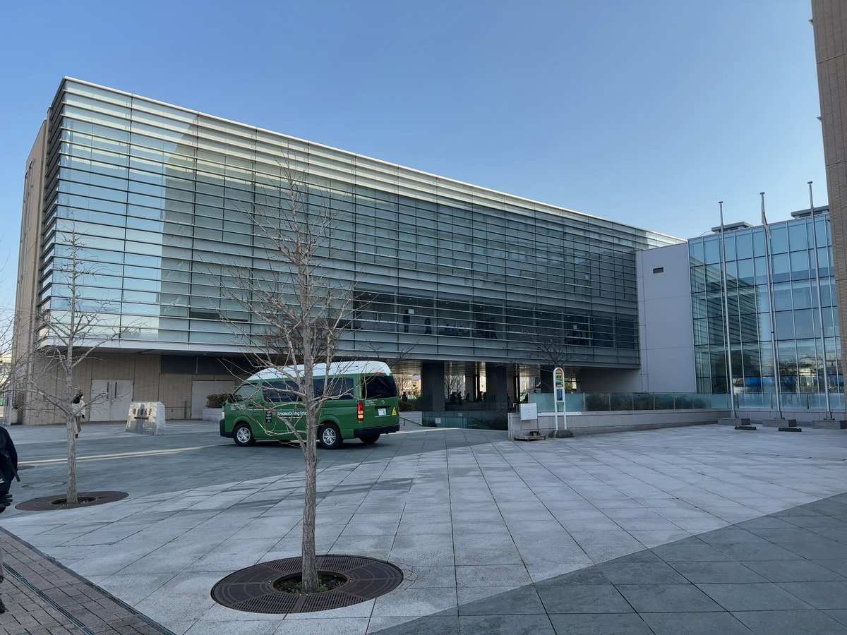 TOEIC会場の建物外観